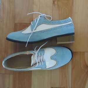 Two-Tone Blue and Cream Women's Wingtip Loafers